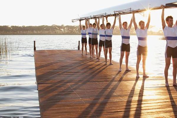 嘻哈操场体育项目介绍范文